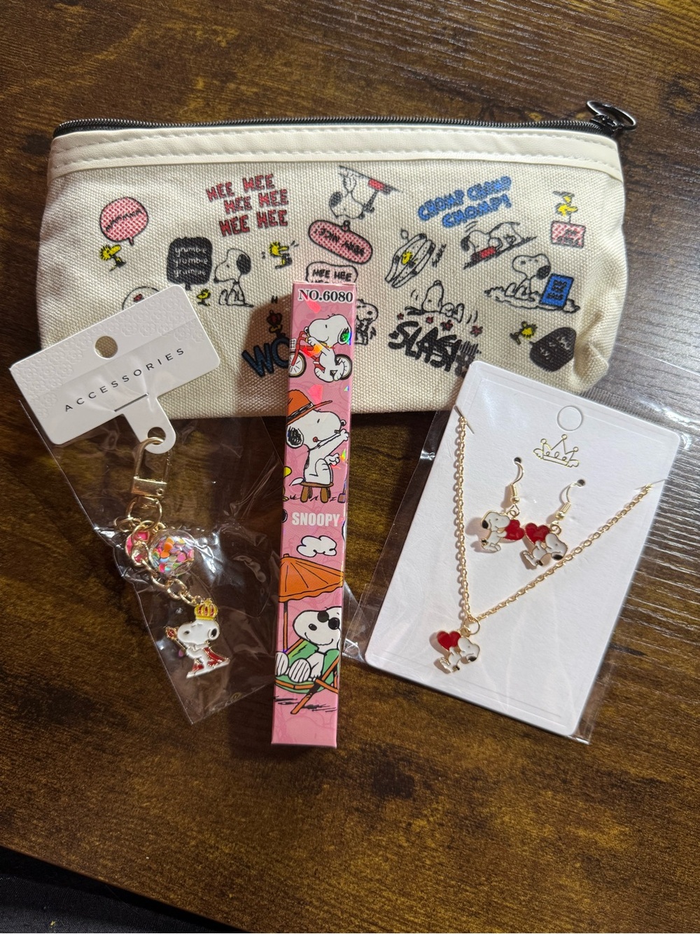 Snoopy Cream Canvas Pencil Case with Matching Jewelry Set
